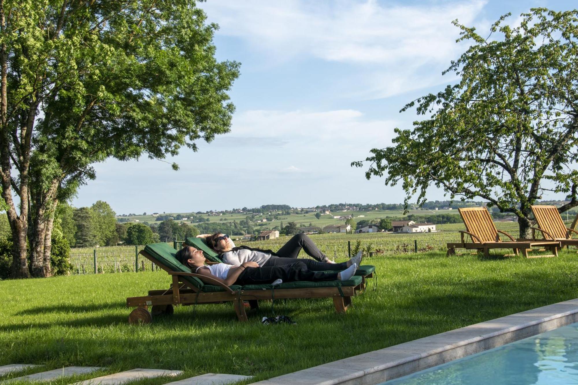 Aux Ducs De Sienne Montagne (Gironde) Exterior foto