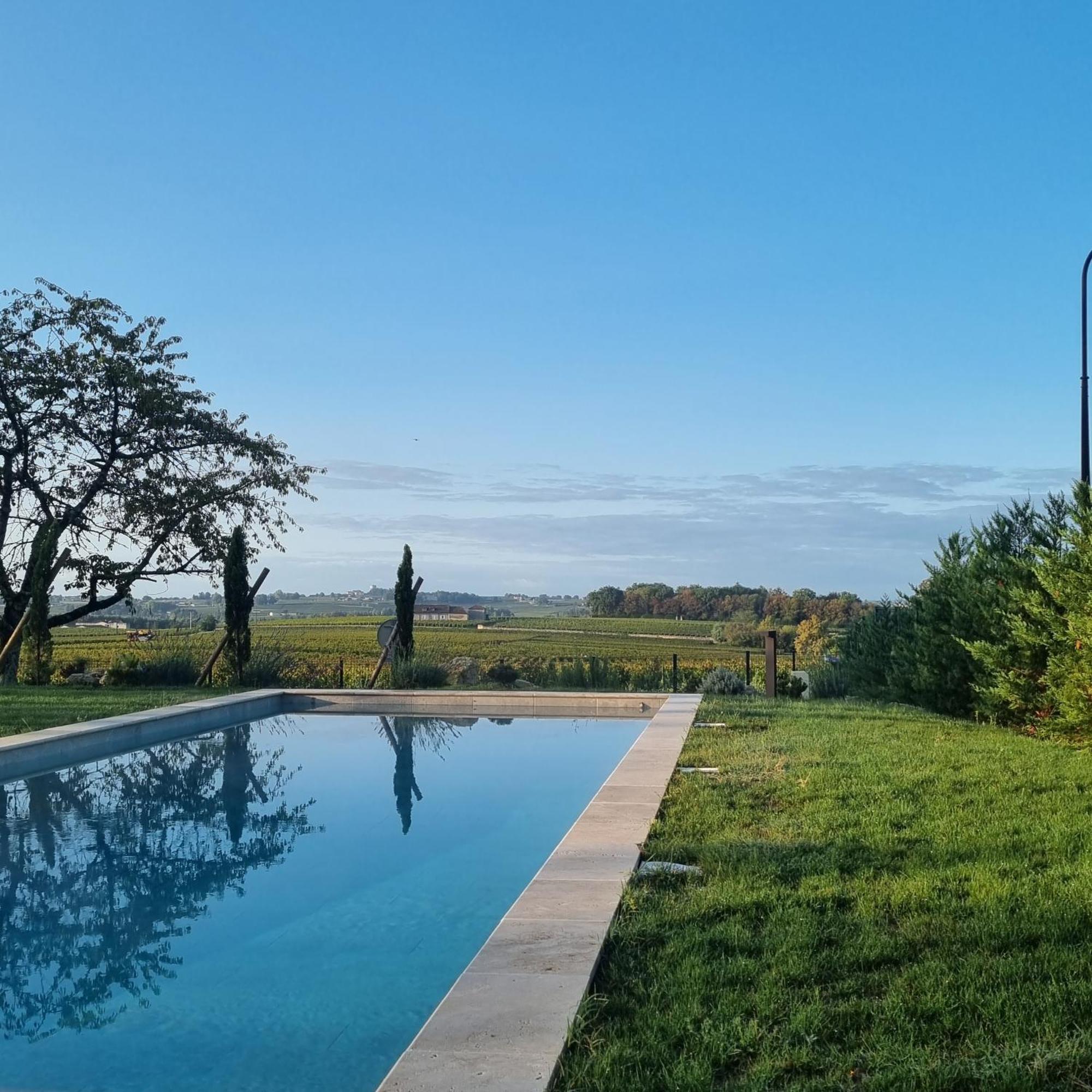 Aux Ducs De Sienne Montagne (Gironde) Exterior foto